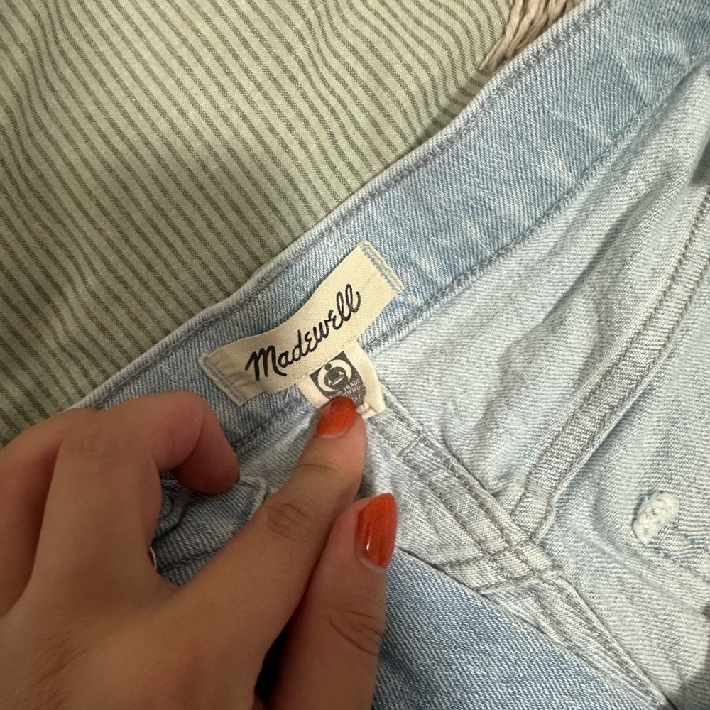 Madewell perfect crop vintage style straight leg light blue jeans